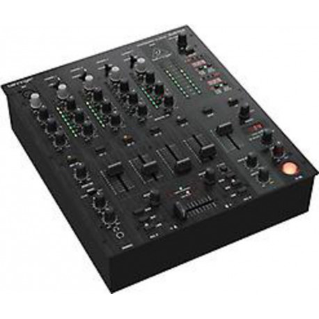 Behringer DJX 750