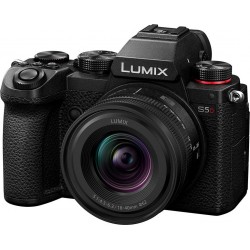 Panasonic Appareil photo Hybride Kit Lumix S full Frame S5D + 18-40mm